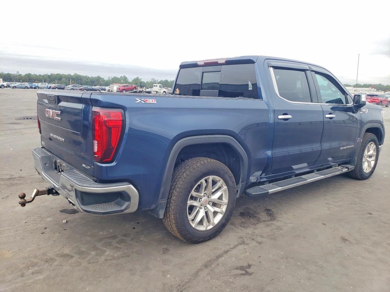 2021 GMC Sierra K1500 slt