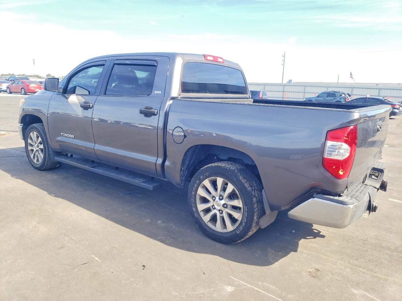 2015 Toyota Tundra SR5