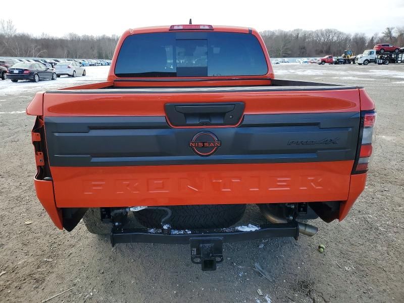 2025 Nissan Frontier s