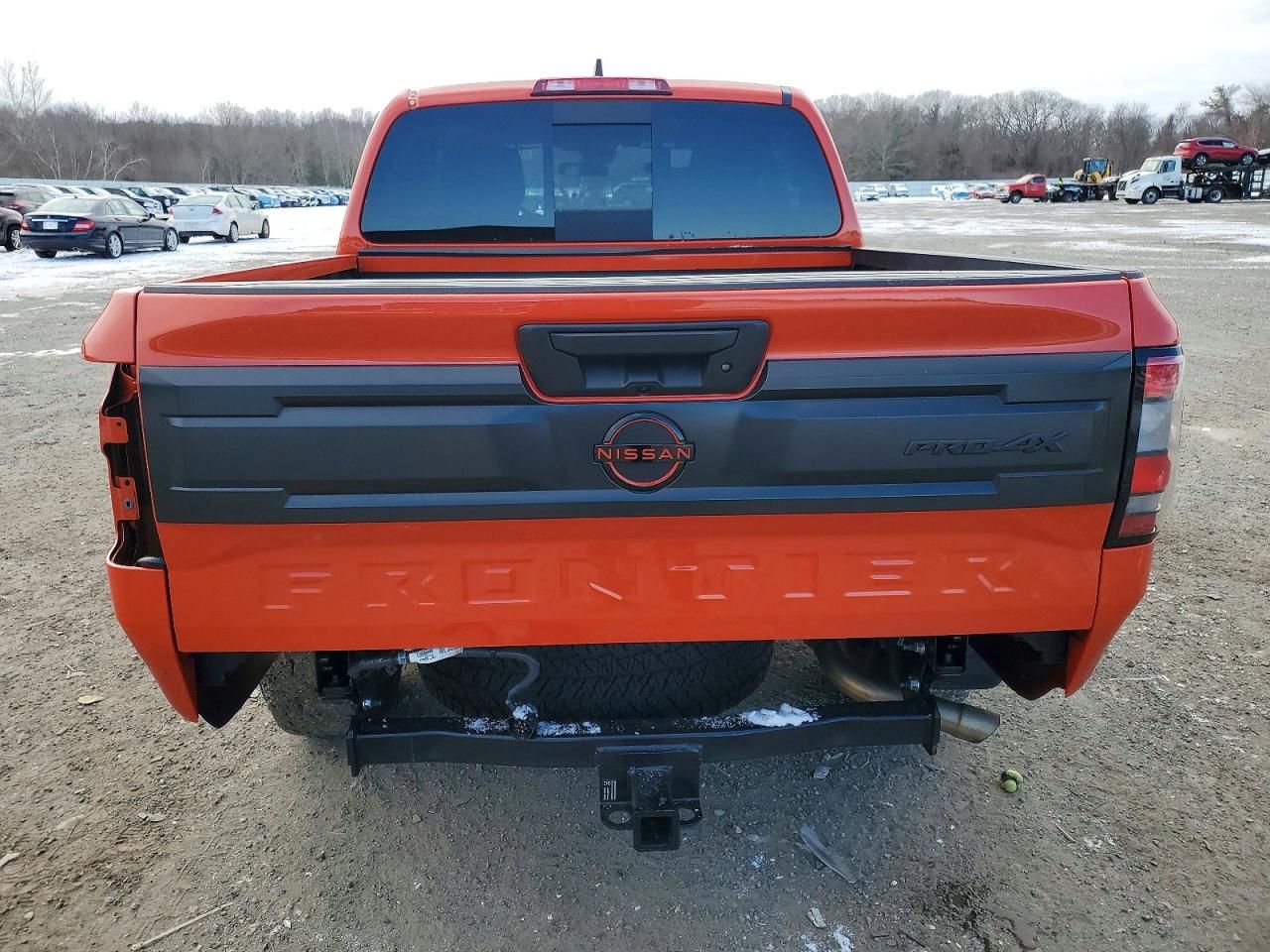 2025 Nissan Frontier s