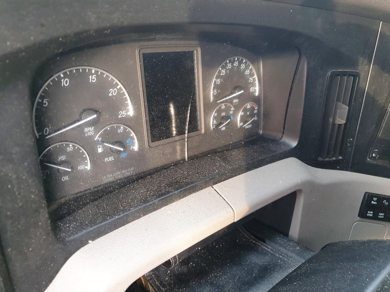 2020 Freigliner Cascadia 126