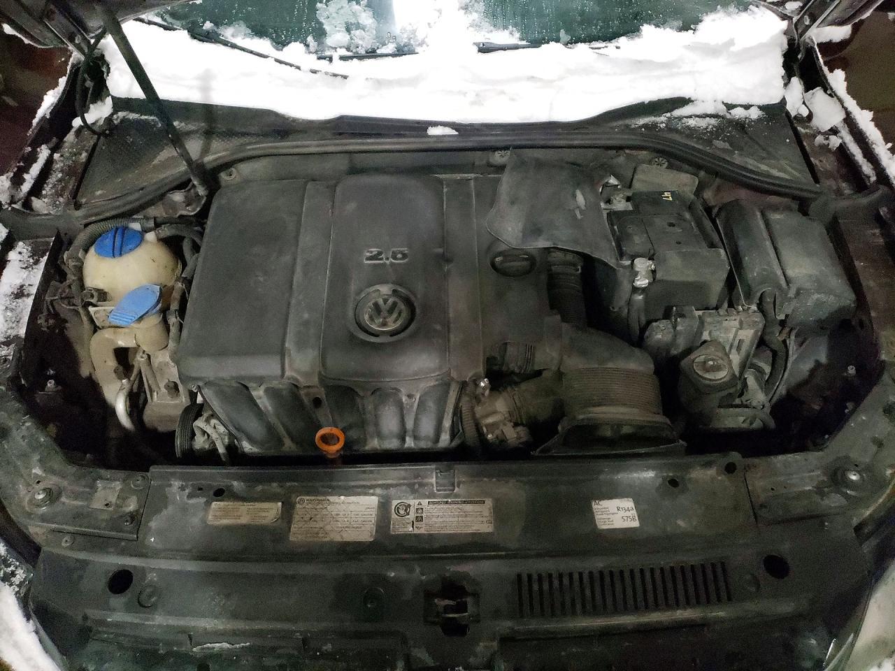 2013 Volkswagen Passat s
