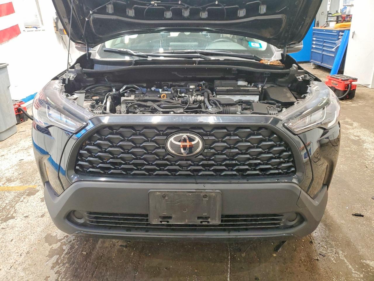 2024 Toyota Corolla Cross le