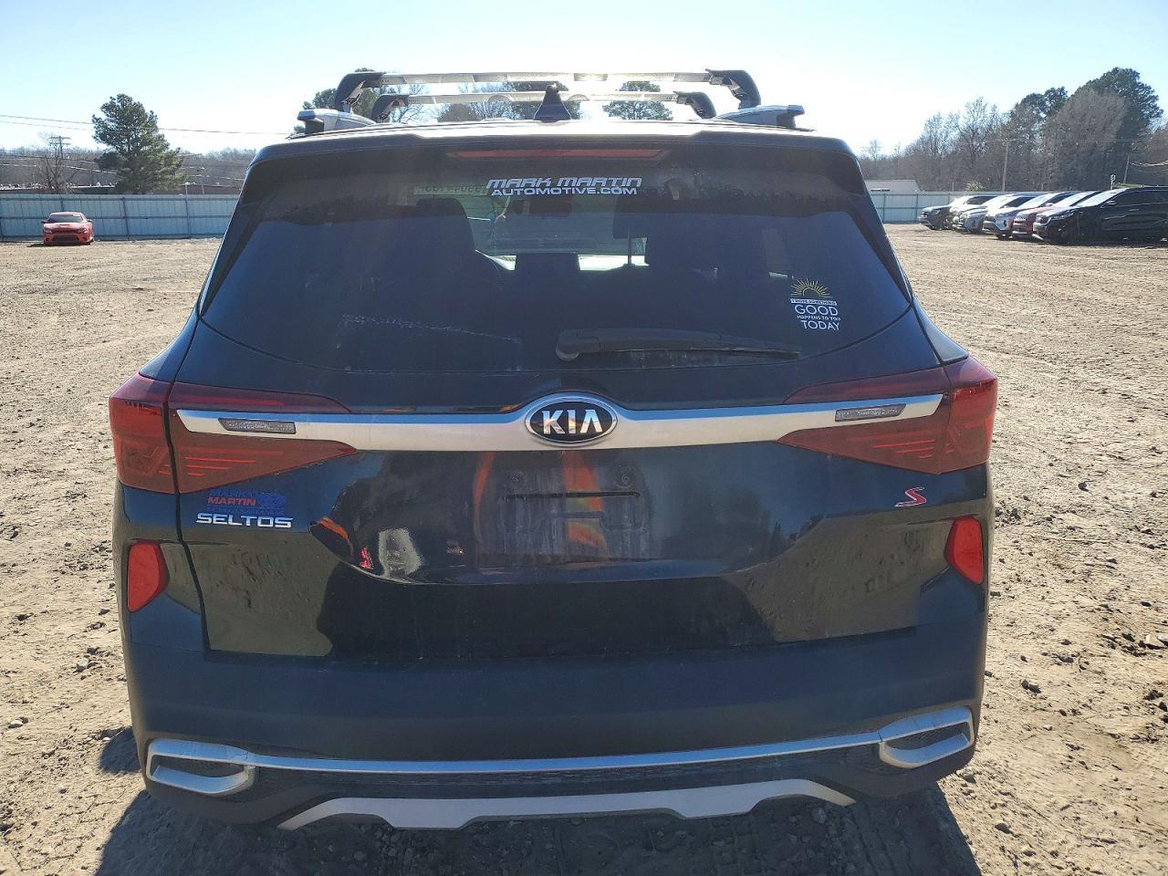 2021 KIA Seltos s