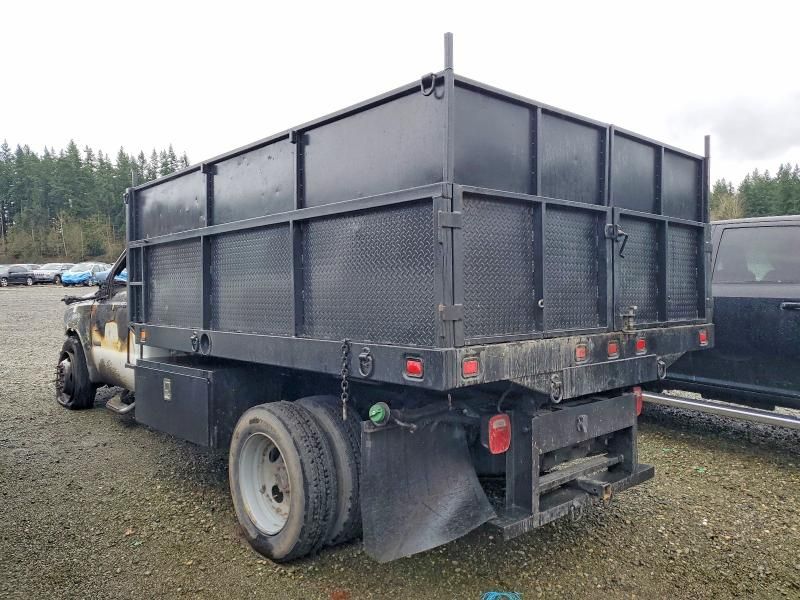 2005 Ford F550 Super Duty Dump Truck