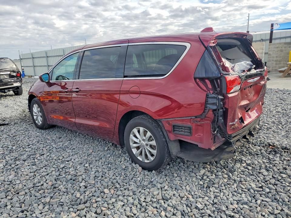 2018 Chrysler Pacifica Touring Plus