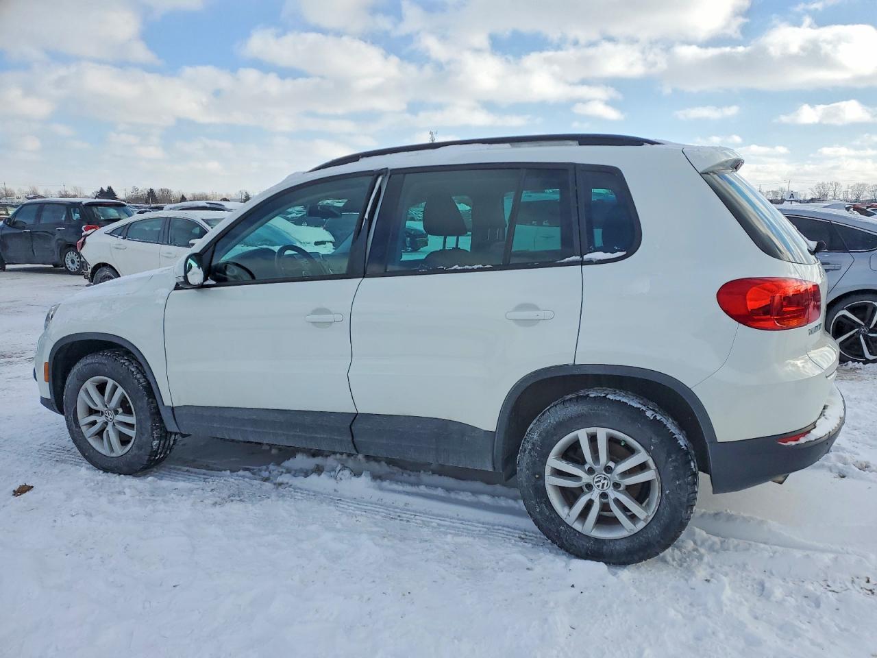 2016 Volkswagen Tiguan Trendline