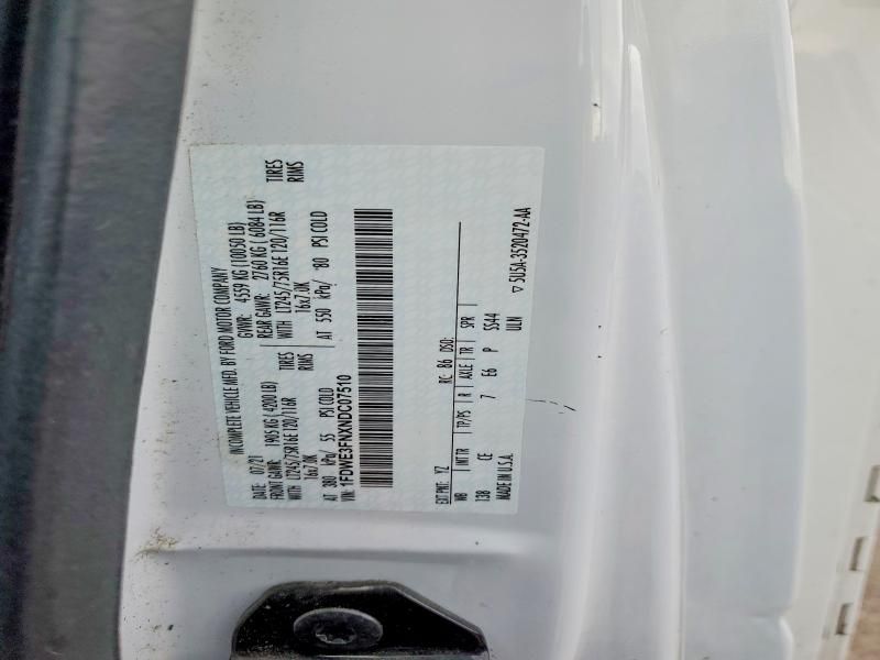 2022 Ford Econoline E350 Super Duty Cutaway Van