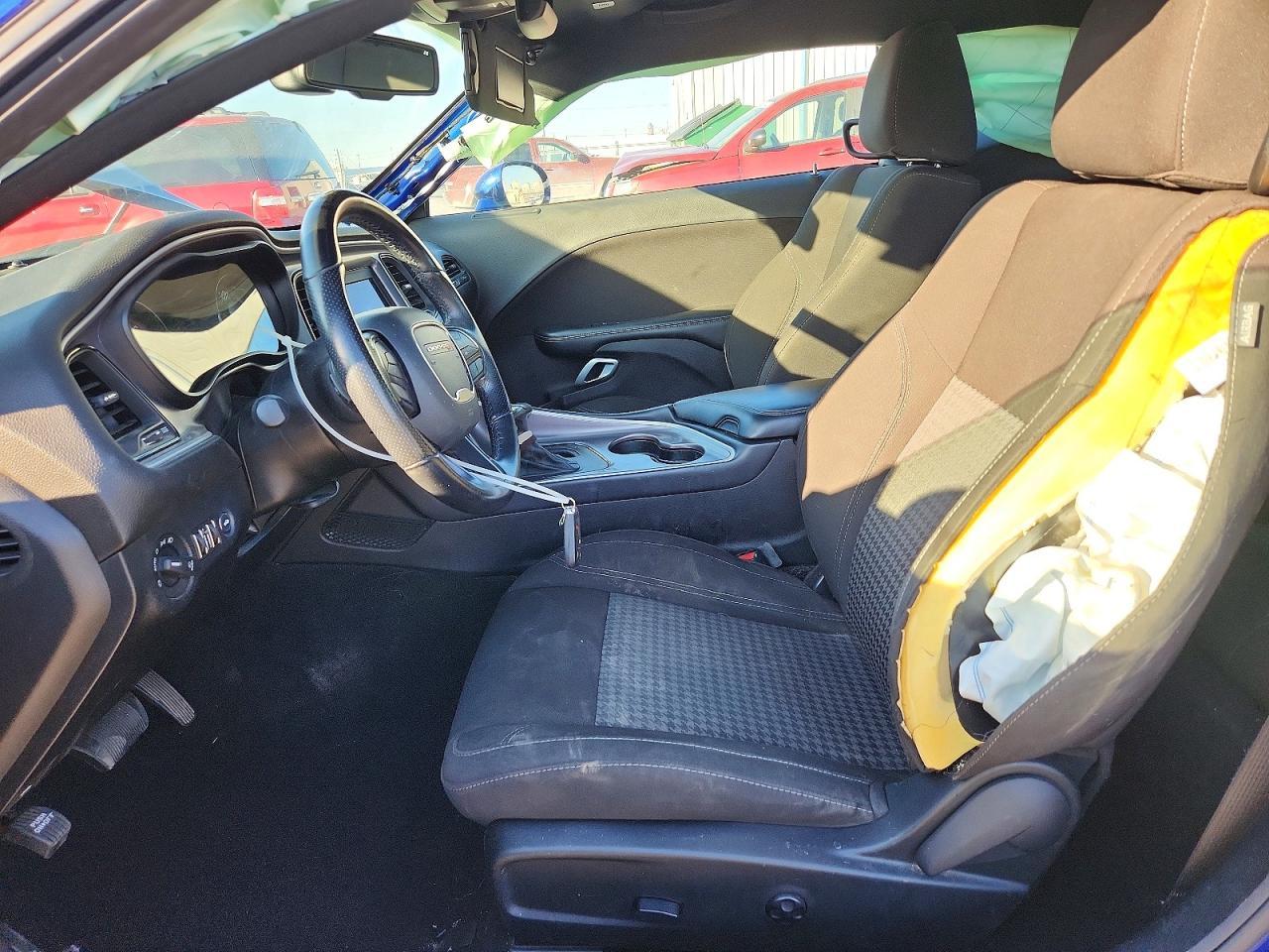 2021 Dodge Challenger sxt