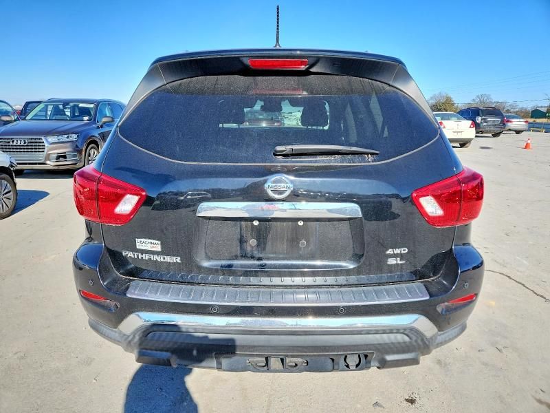 2017 Nissan Pathfinder s