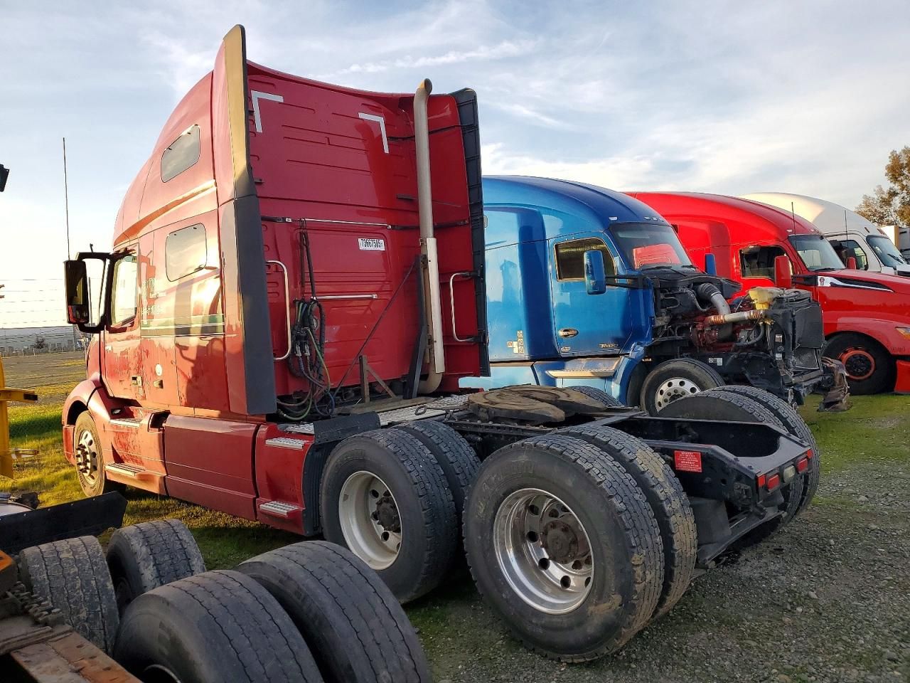2019 Volvo VN VNL-Semi Truck