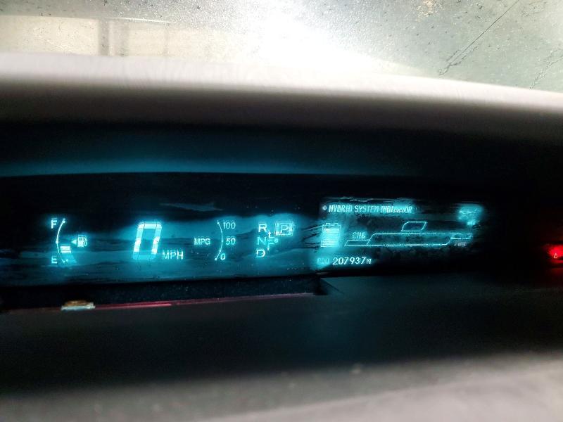 2010 Toyota Prius iii