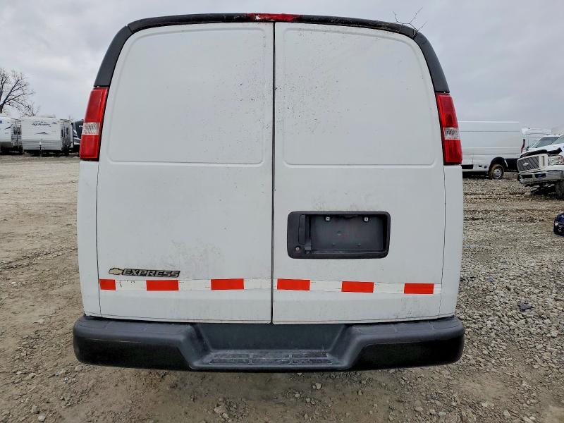 2021 Chevrolet Express G2500