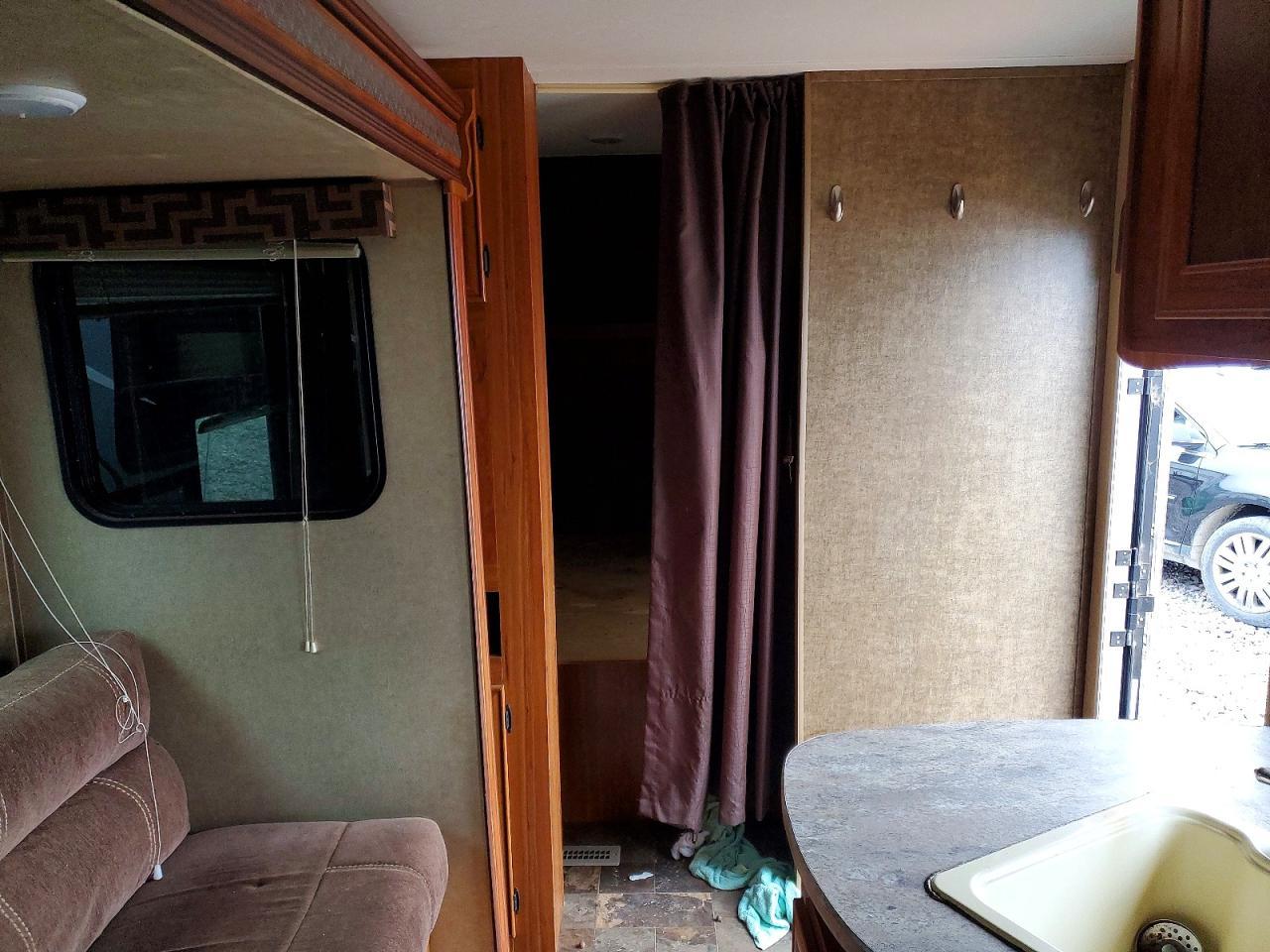 2016 Starcraft Travelstar Camper
