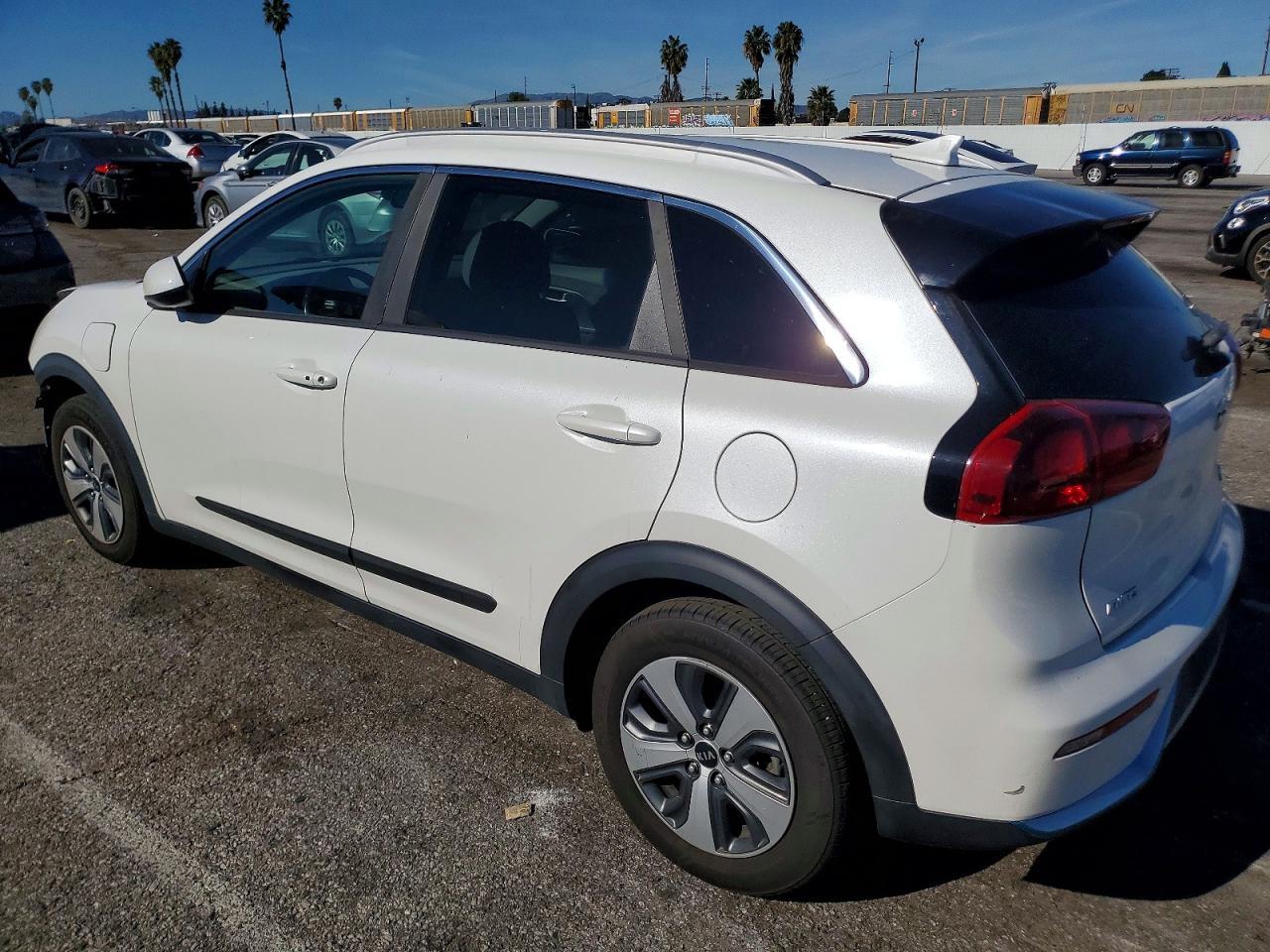 2018 KIA Niro lx
