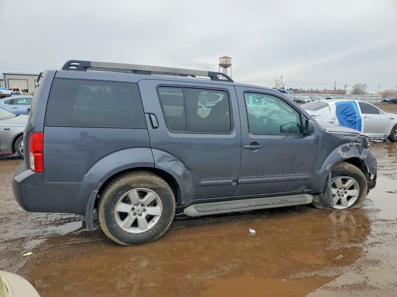 2011 Nissan Pathfinder s