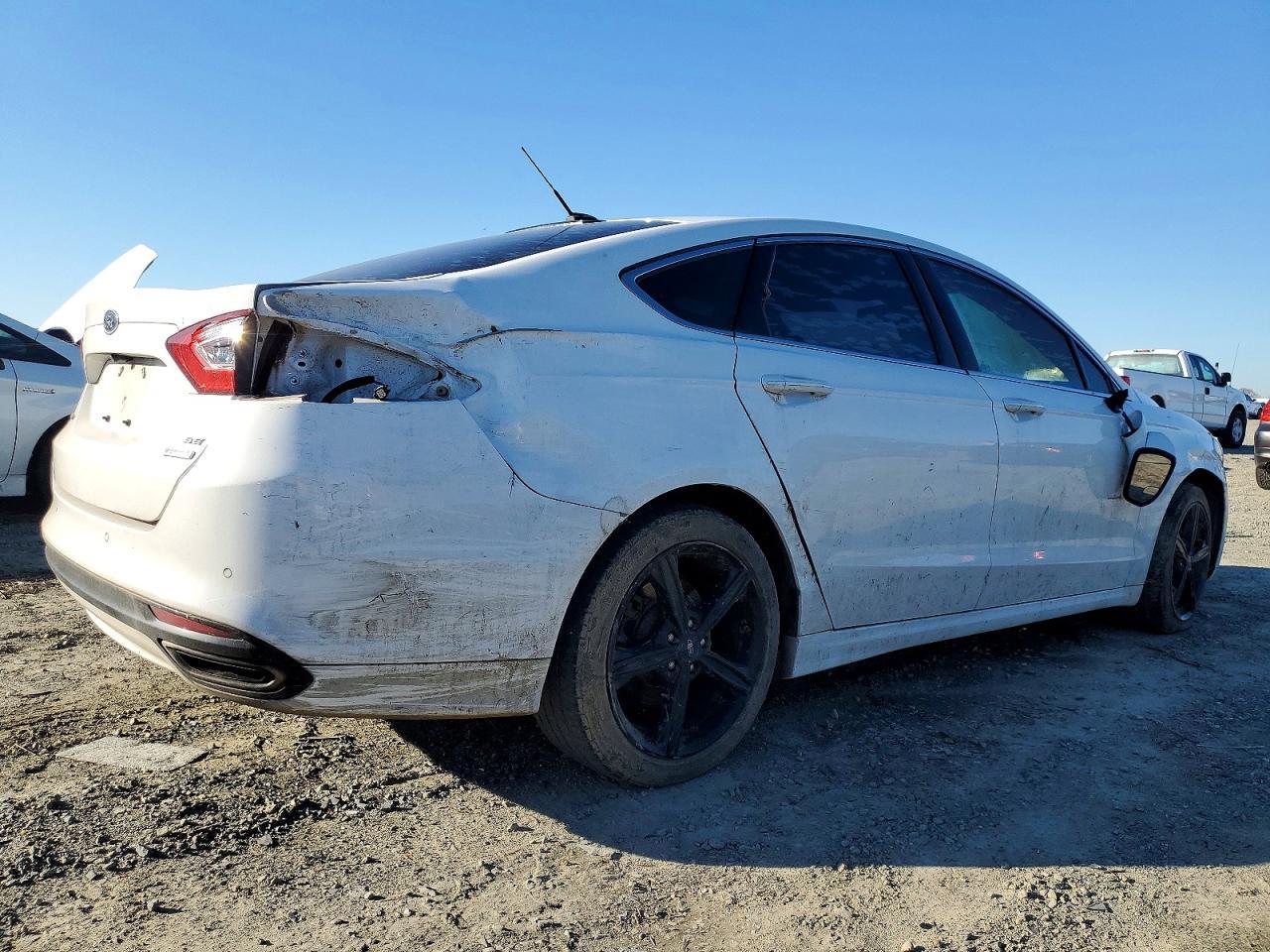 2016 Ford Fusion se