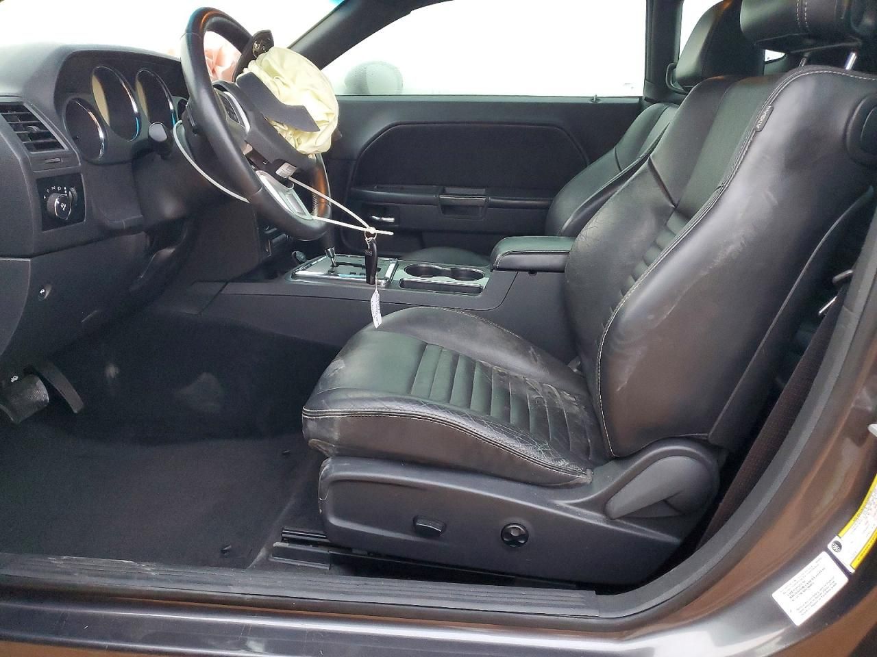 2013 Dodge Challenger sxt