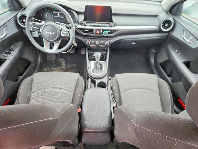 2023 KIA Forte lxs