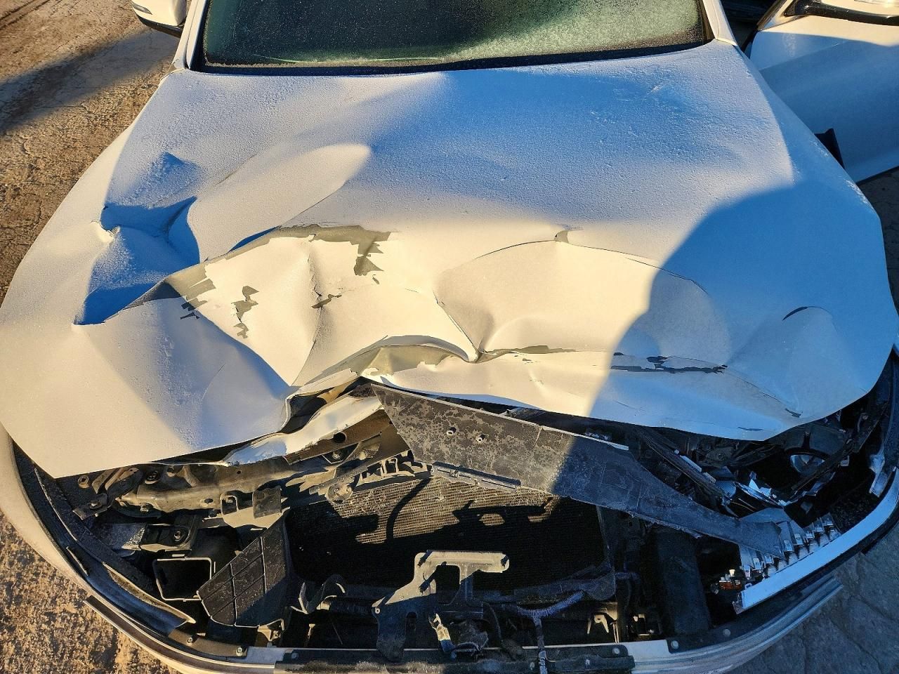 2020 Genesis G80 Base