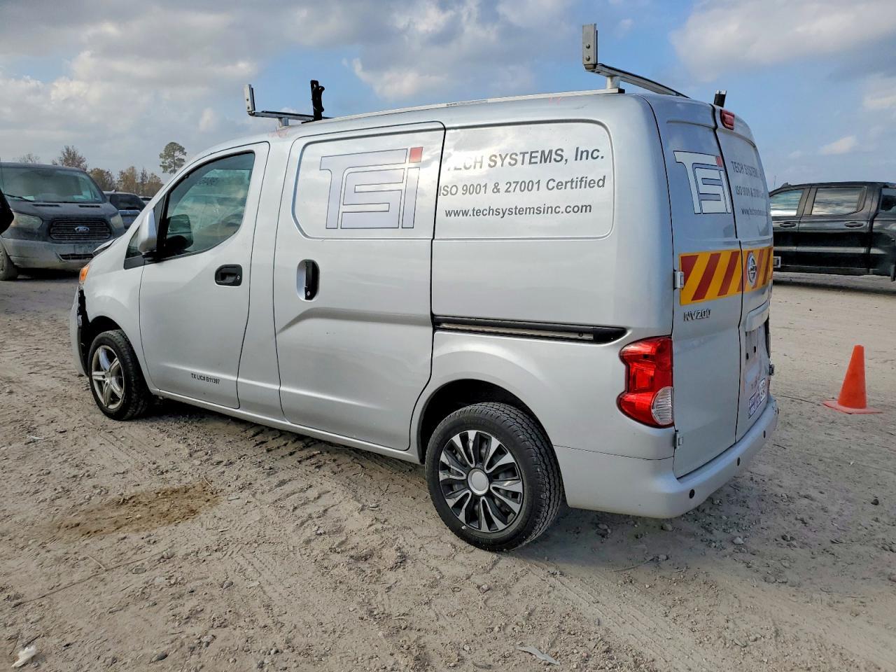 2021 Nissan NV200 2.5S