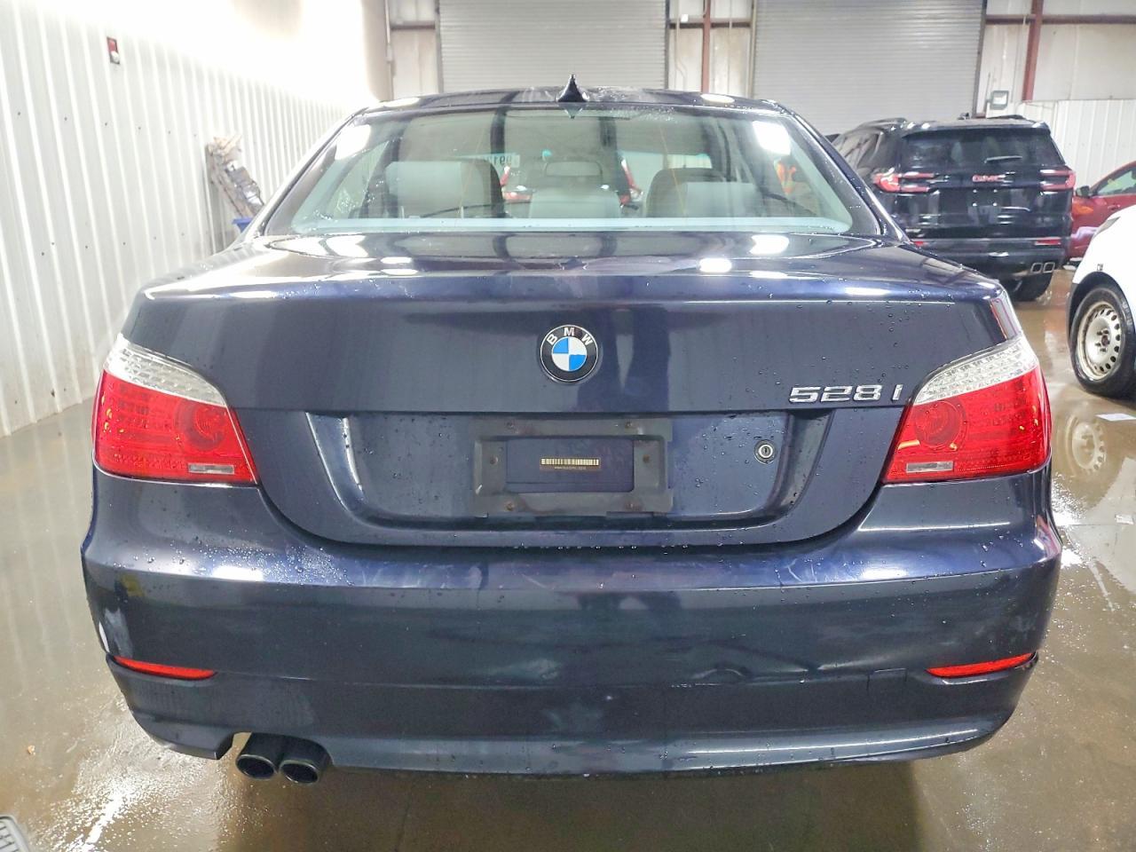 2008 BMW 528 i