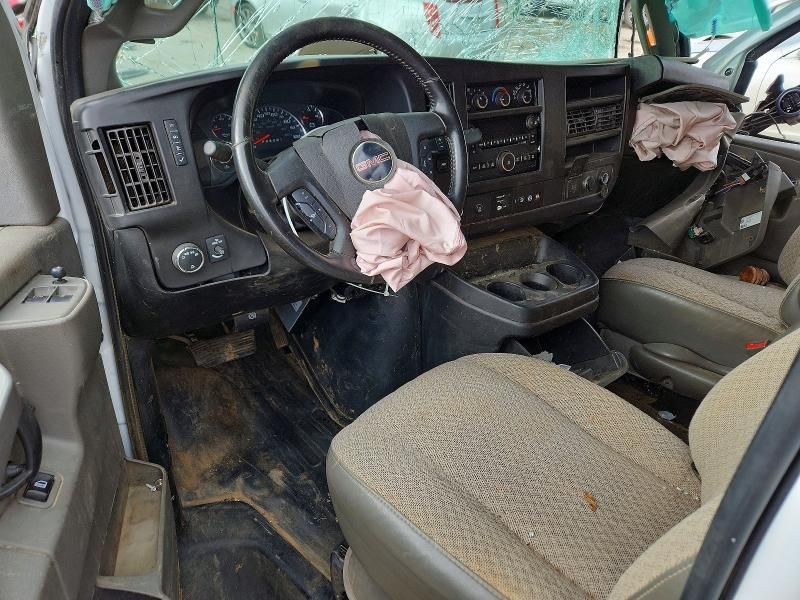 2020 GMC Savana G3500