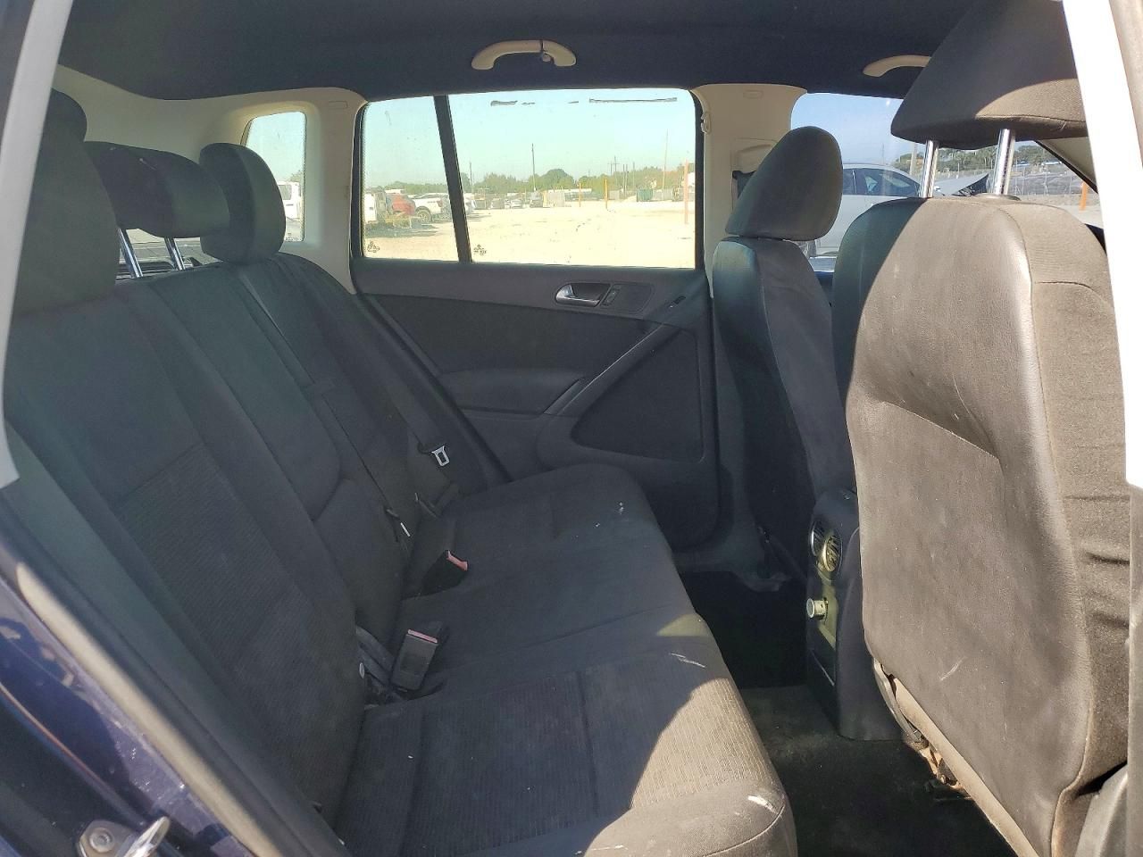 2014 Volkswagen Tiguan s