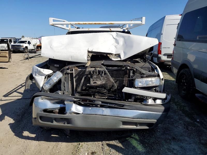 2002 Chevrolet Silverado Utility / Service Truck
