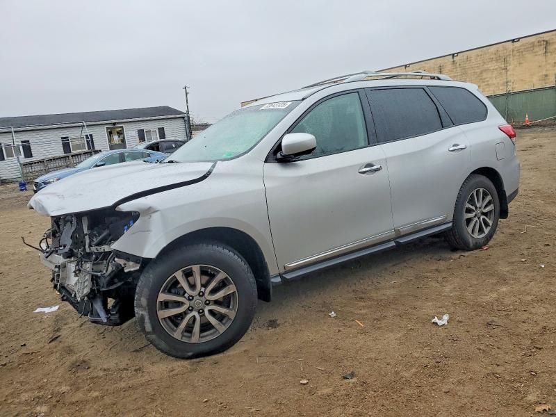 2015 Nissan Pathfinder s