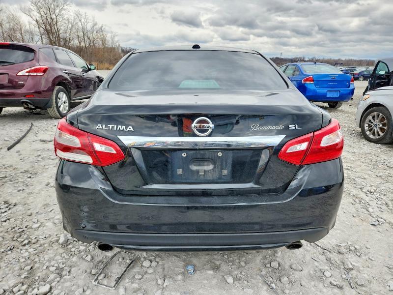 2016 Niss Altima 2.5