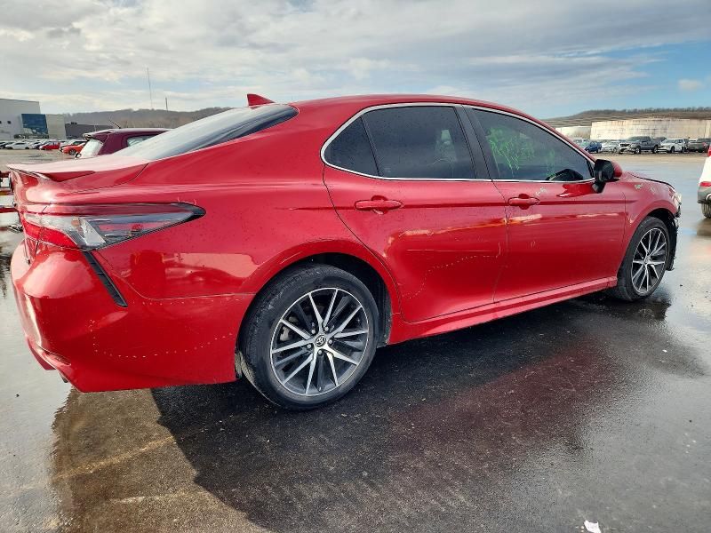 2021 Toyota Camry se