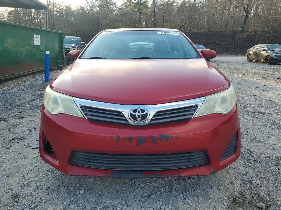 2014 Toyota Camry l