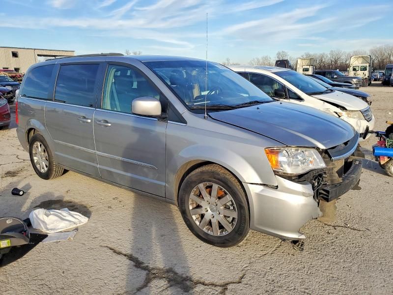 2015 Chrysler Town & Country Touring