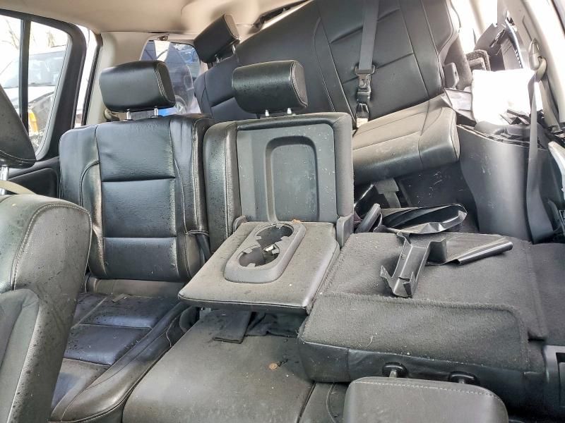 2011 Nissan Armada sv