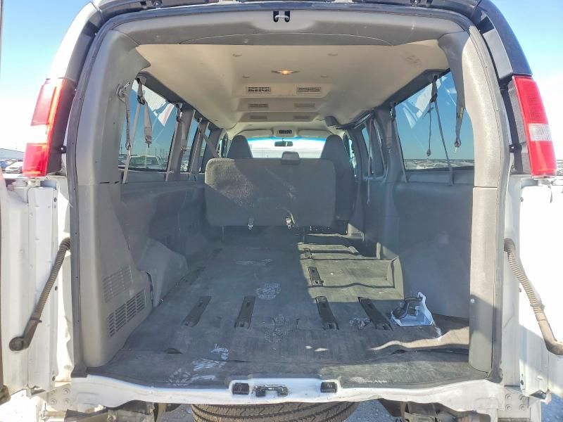 2022 Chevrolet Express G3500 ls