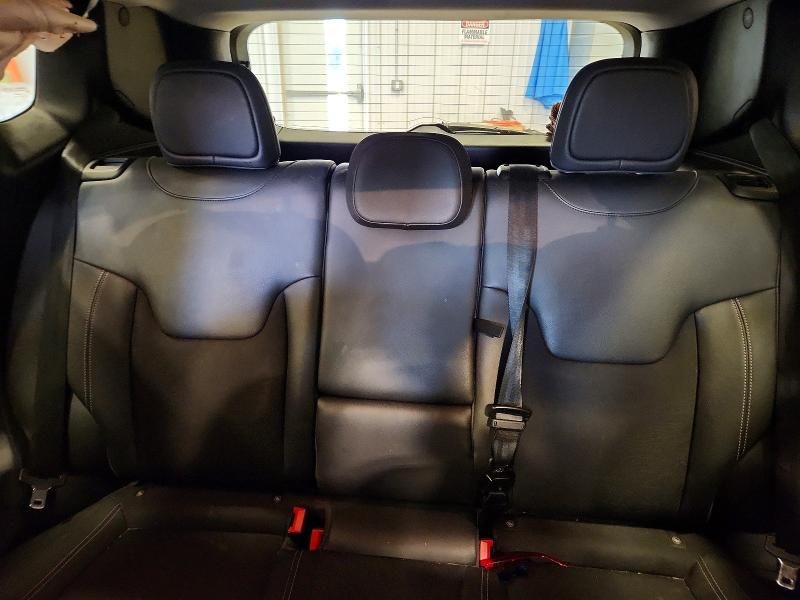 2017 Jeep Renegade Trailhawk