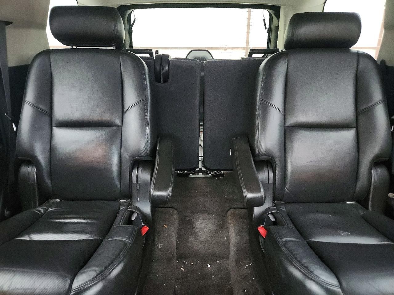 2010 Cadillac Escalade Luxury