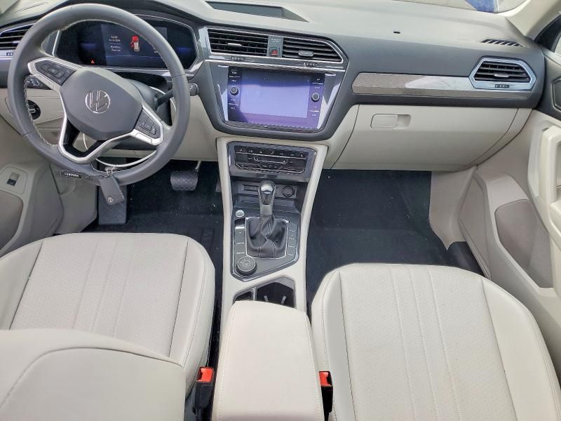 2022 Volkswagen Tiguan se