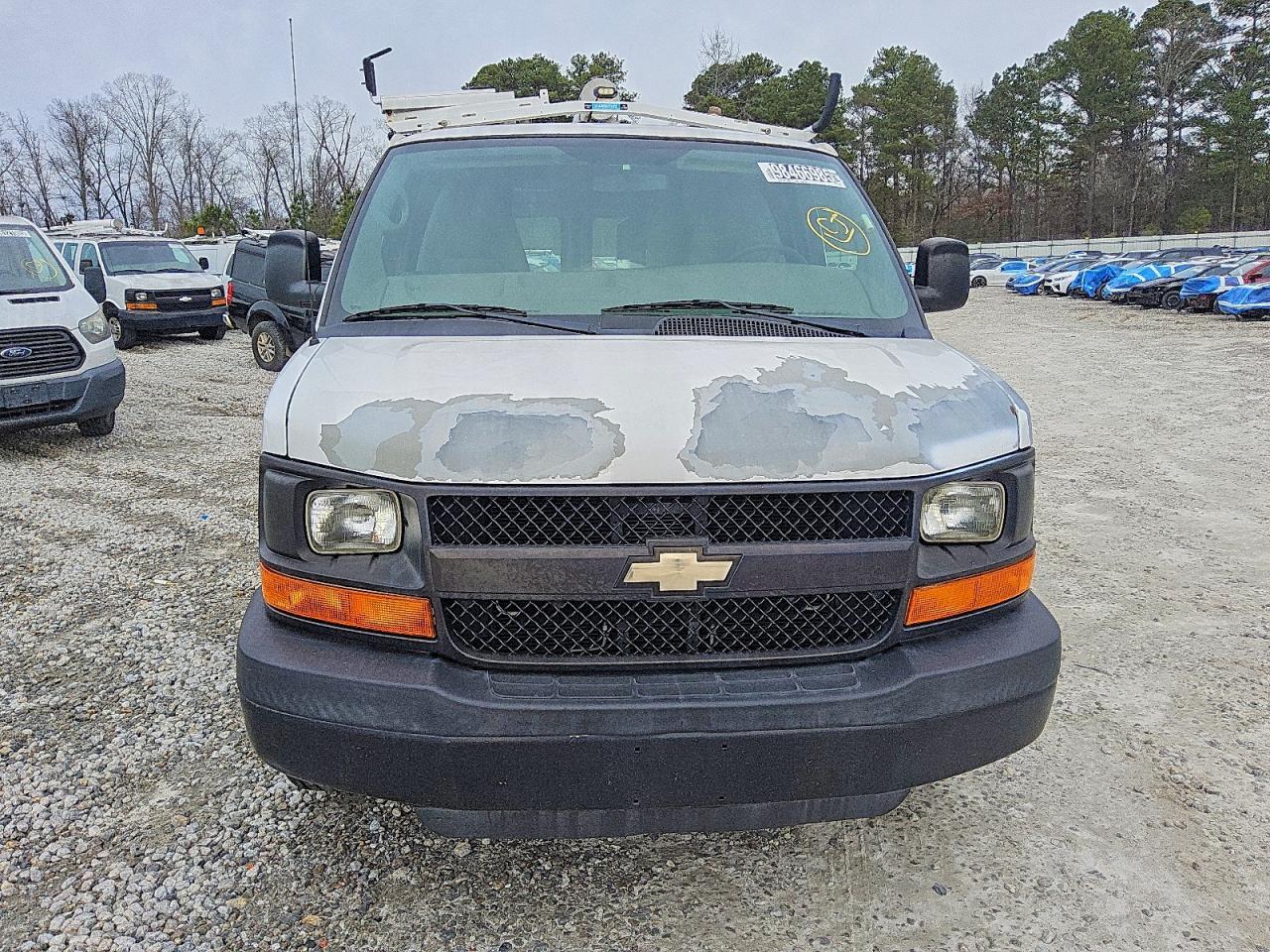 2012 Chev Rolet Express 2500 Utility / Service Van