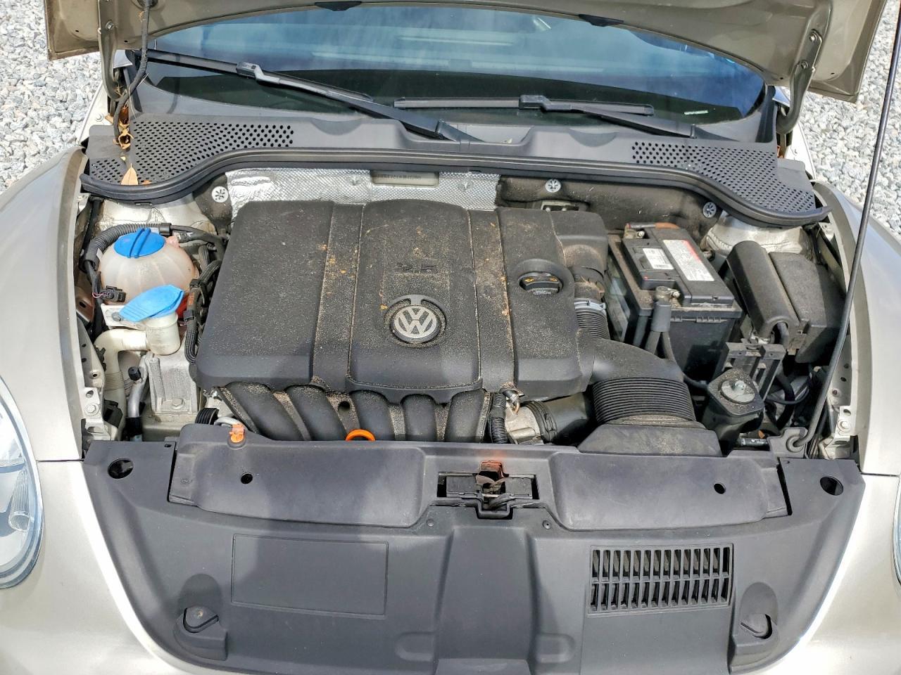 2012 Volkswagen Beetle
