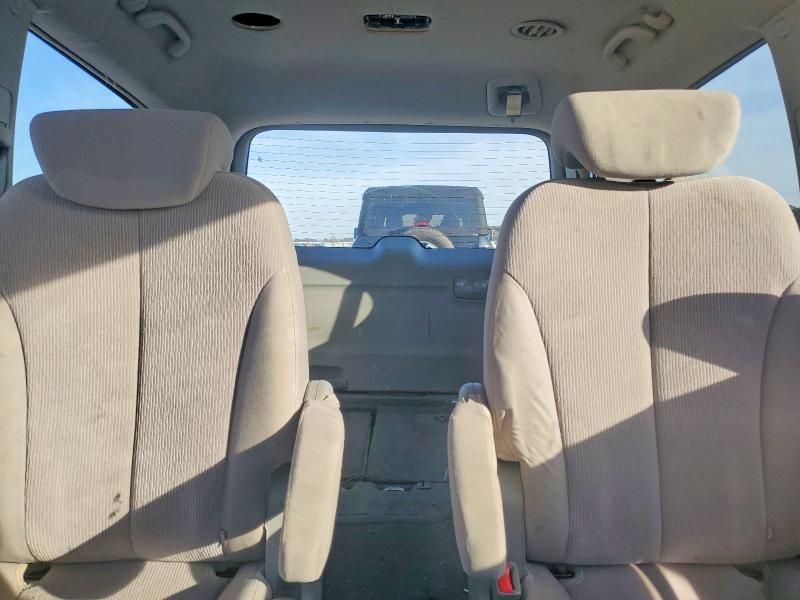 2009 KIA Sedona ex