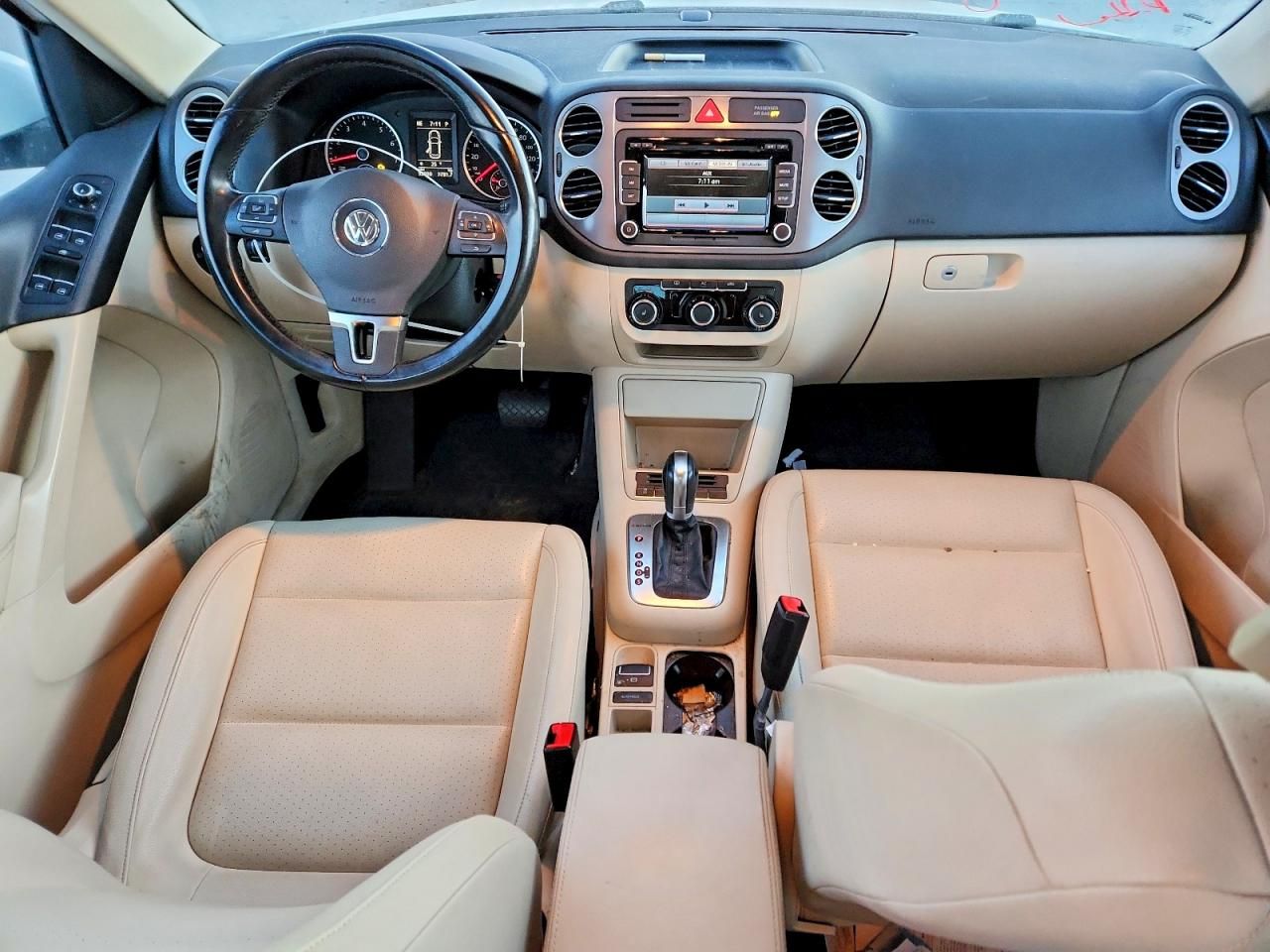 2011 Volkswagen Tiguan s