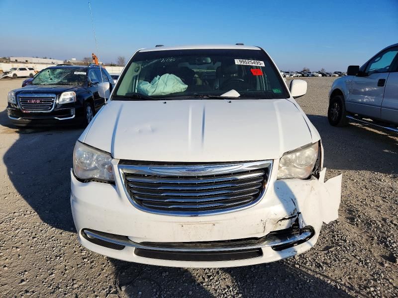 2014 Chrysler Town & Country Touring