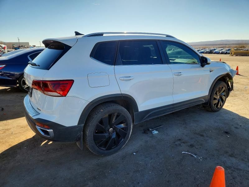 2024 Volkswagen Taos sel