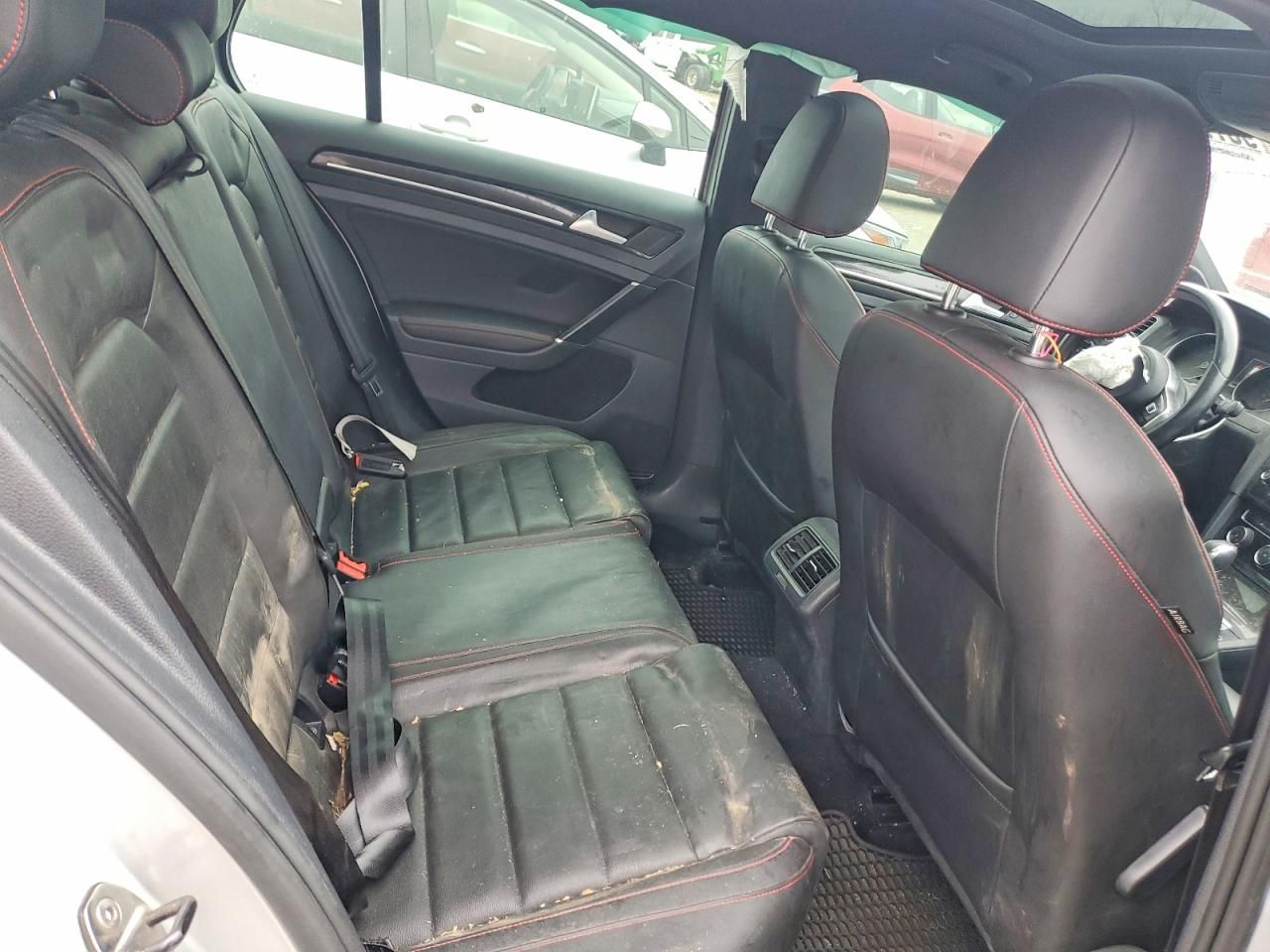 2016 Volkswagen Gti S/se