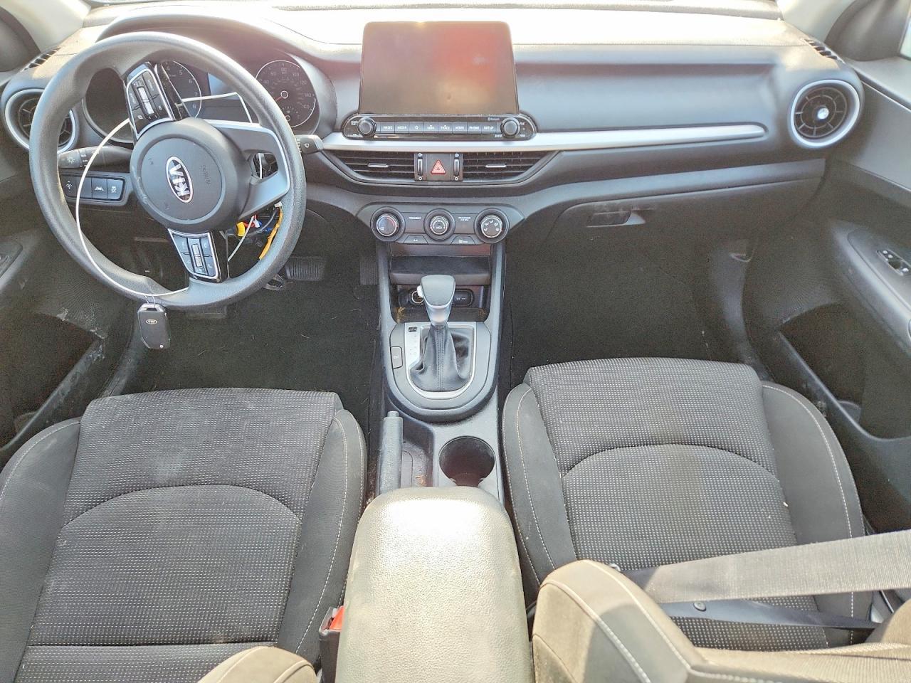2021 KIA Forte fe