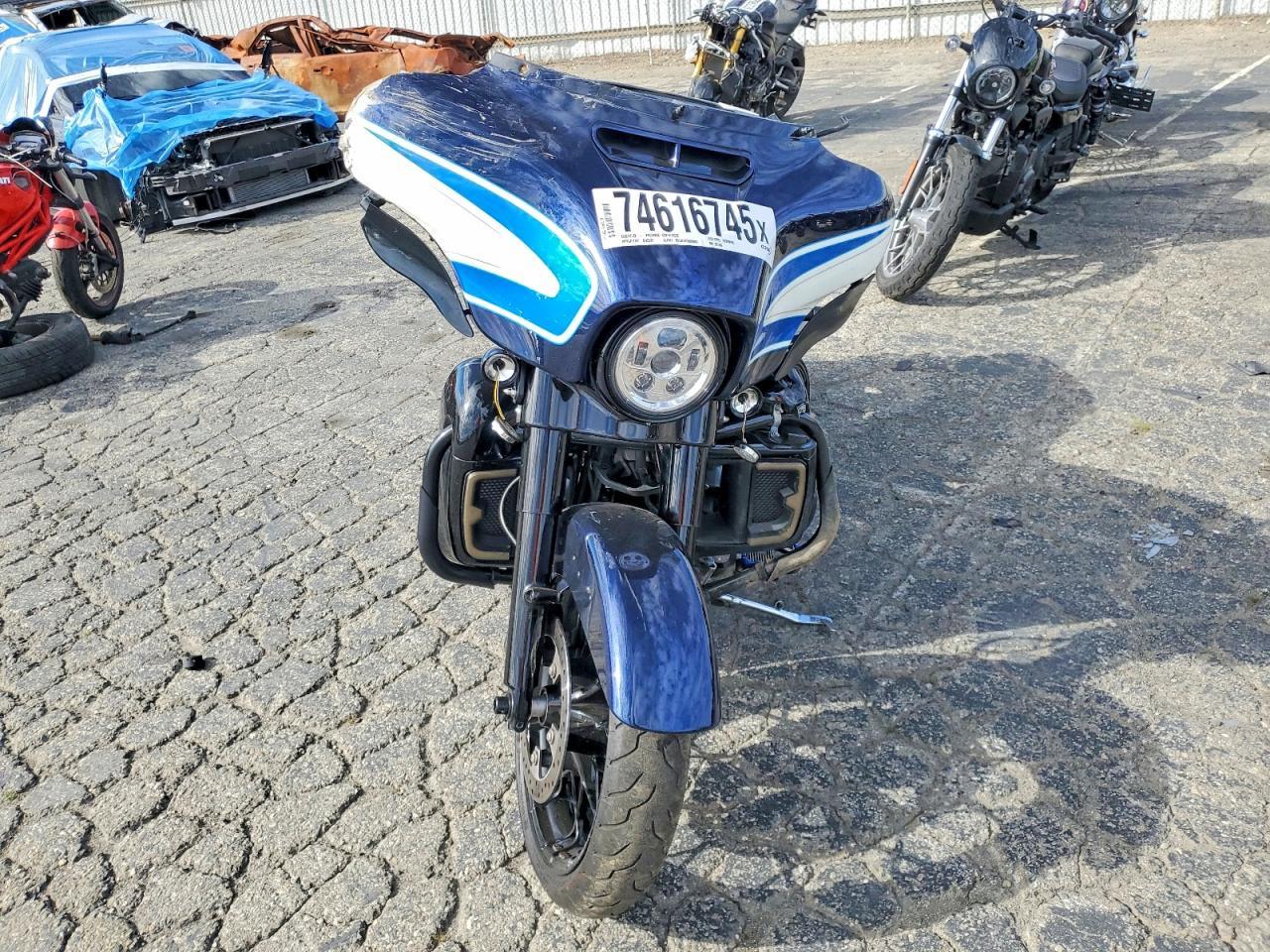 2021 Harley-Davidson Flhxs