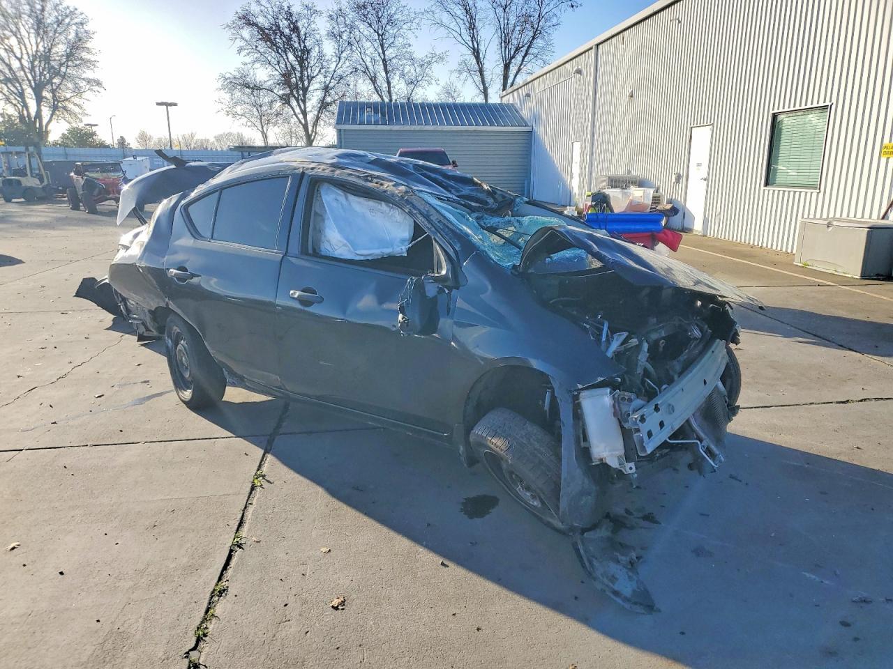 2016 Nissan Versa