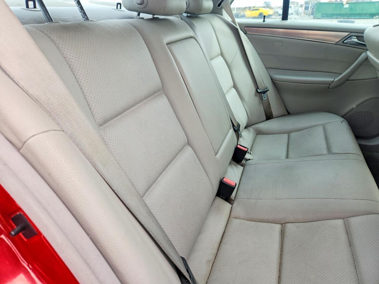 2005 Mercedes-Benz C 230k Sport Sedan